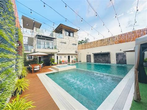 Holiday rentals with a hot tub in Ortigas Center .